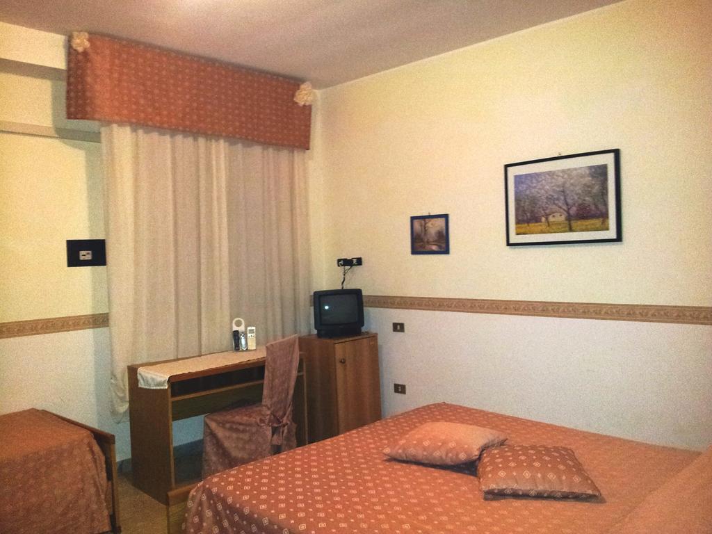 Affittacamere Diavin Vibo Valentia Exterior foto