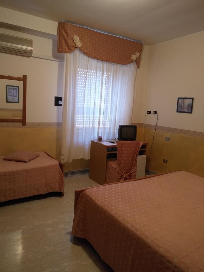 Affittacamere Diavin Vibo Valentia Exterior foto